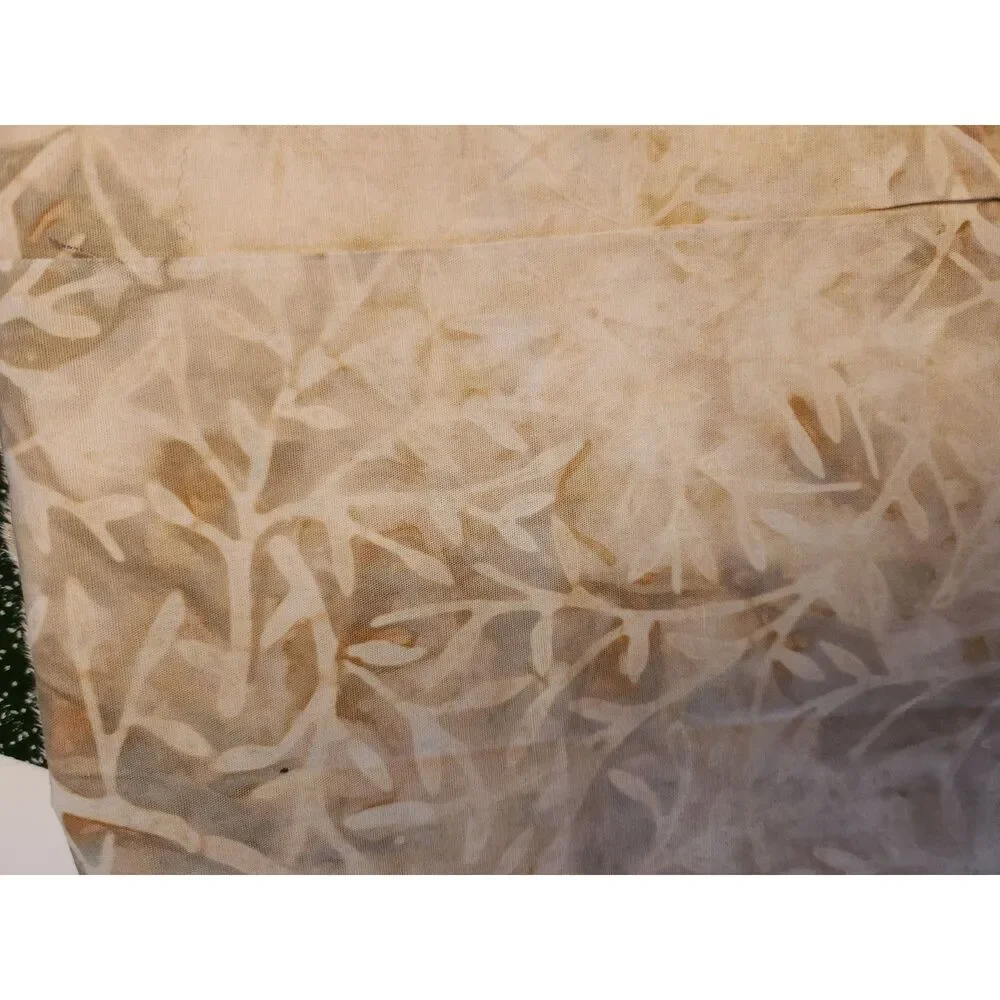 N/A beige batik